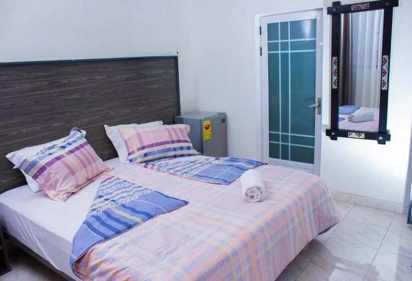 Aamiaismajoitus (B&B) Van Der Salle   Flovan Plaza