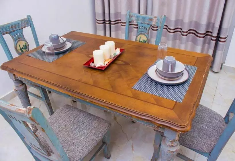 Aamiaismajoitus (B&B) Van Der Salle   Flovan Plaza