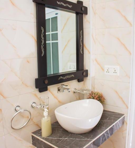 Bed and Breakfast Van Der Salle   Flovan Plaza