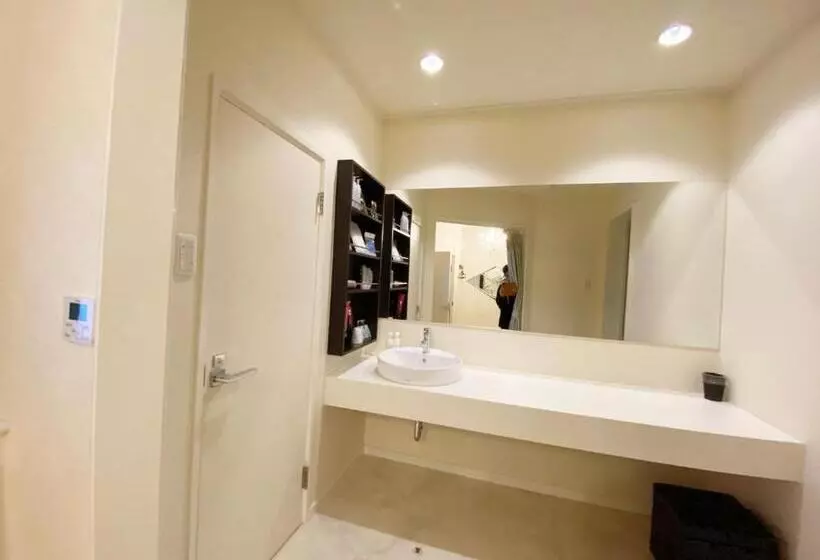 Hotelli リバーサイド