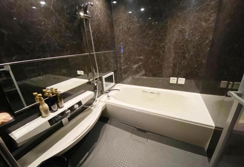 Hotell リバーサイド