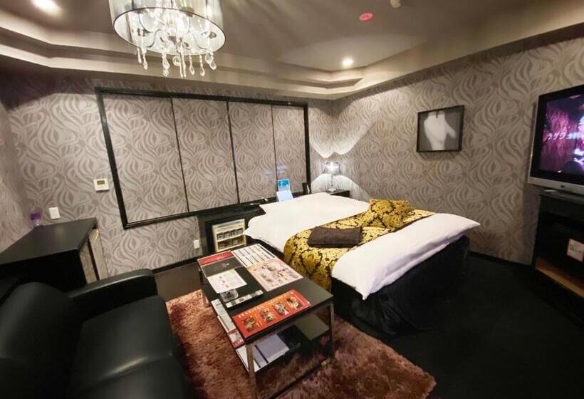 Hotell リバーサイド