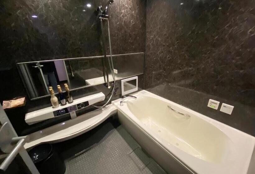 Hotell リバーサイド