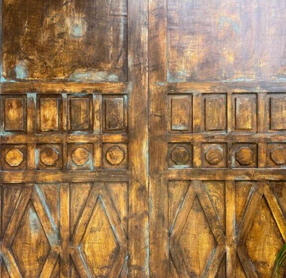 هتل La Bohème Boutique Glamping