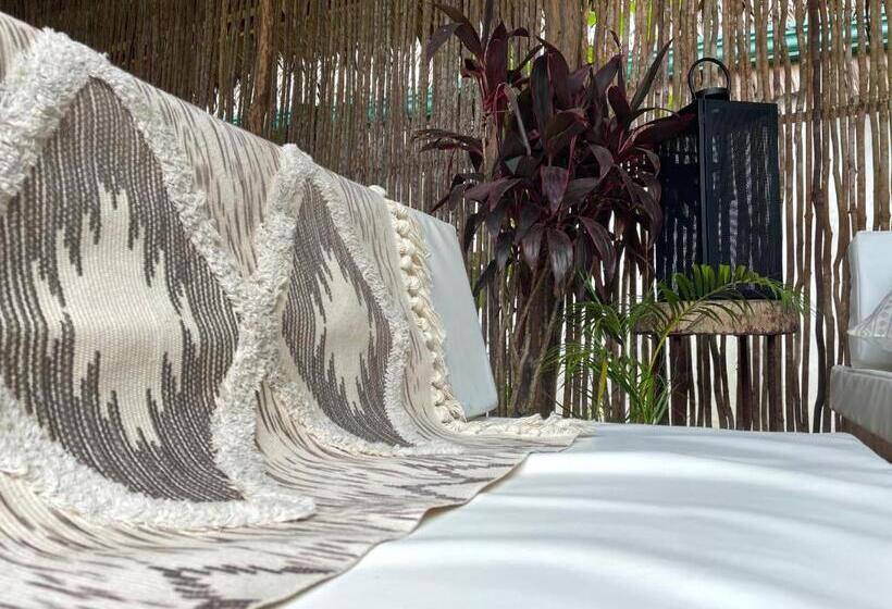 هتل La Bohème Boutique Glamping