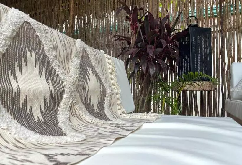 هتل La Bohème Boutique Glamping