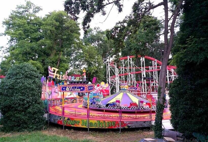 בית מלון כפרי Largo Beach