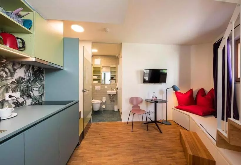 هتل Pradl Elf My Apartment