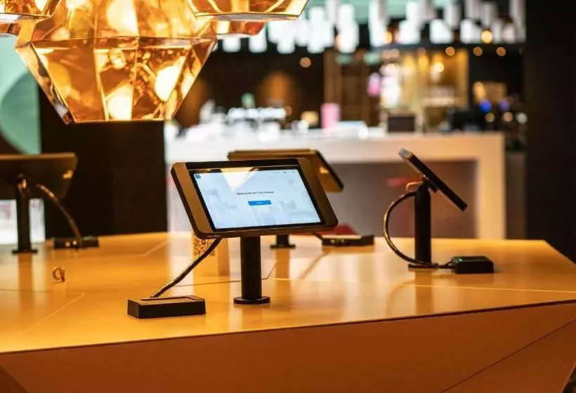 هتل The Florian Amsterdam Airport