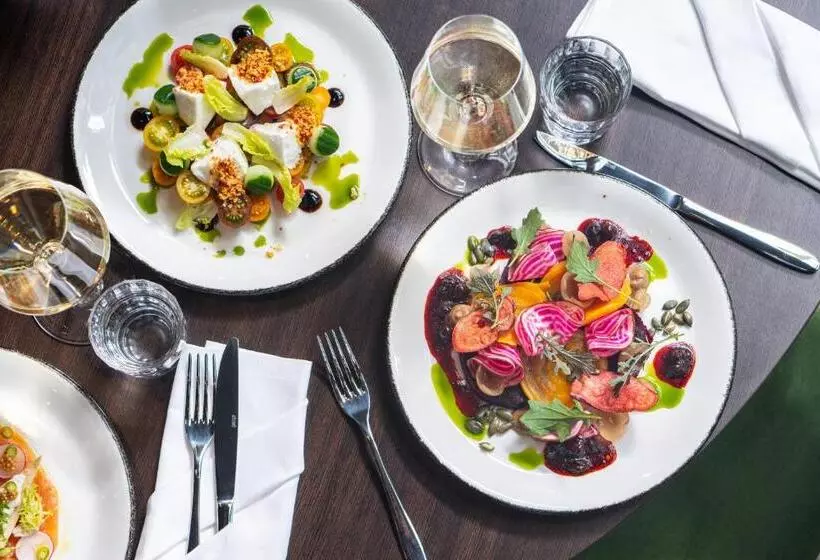 هتل The Florian Amsterdam Airport