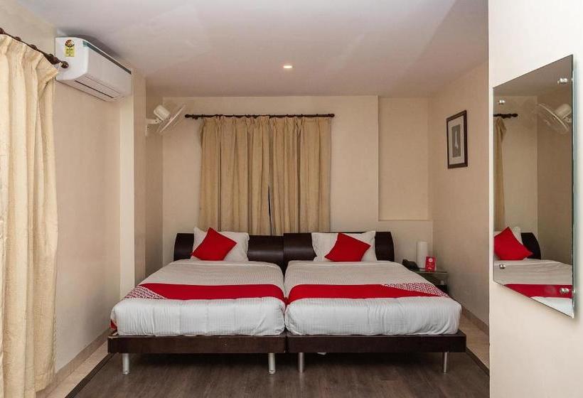 Fotos del hotel Vaccinated Staff Collection O 79149 Grace Residency Rk Salai:  12