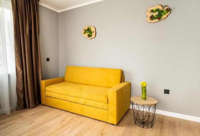 פנסיון Villa Pino