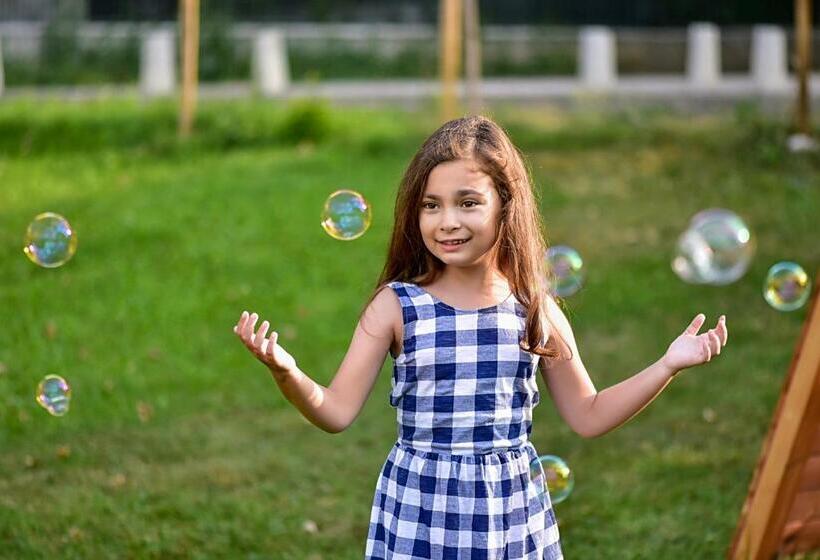 פנסיון Villa Pino