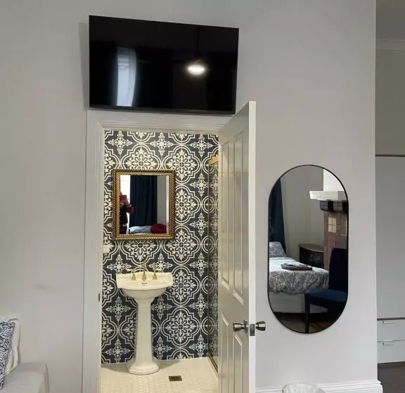 The Royal Mail Hotel Braidwood