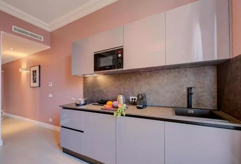 Seven Suites Apartments Myplacesanremo