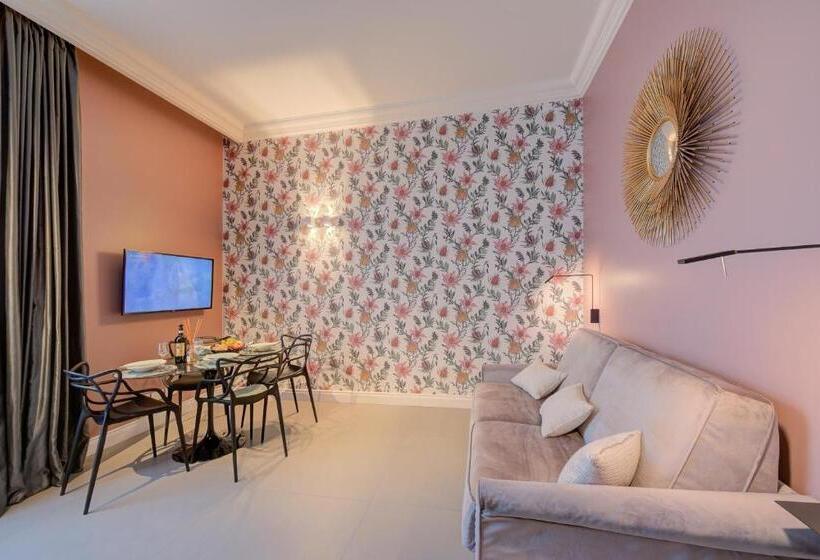 Seven Suites Apartments   Myplacesanremo