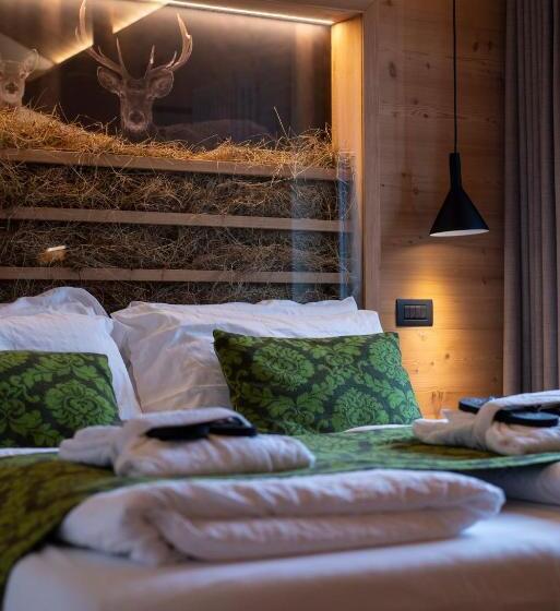 בית מלון כפרי Casera Pian Grand Wellness Lodge