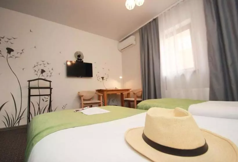 هتل Garden Eco Design