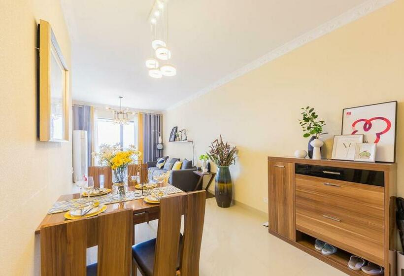 Otel Haikou Xiuying · Grand Shopping Center