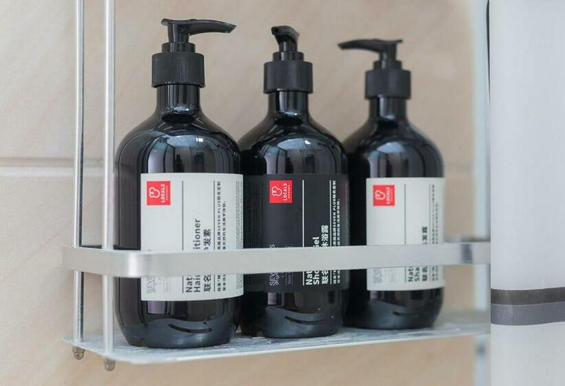 Otel Haikou Xiuying · Grand Shopping Center