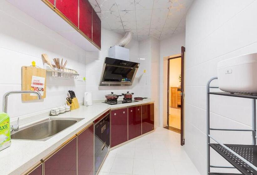 Otel Haikou Xiuying · Grand Shopping Center