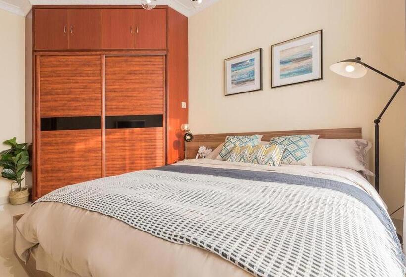 Otel Haikou Xiuying · Grand Shopping Center