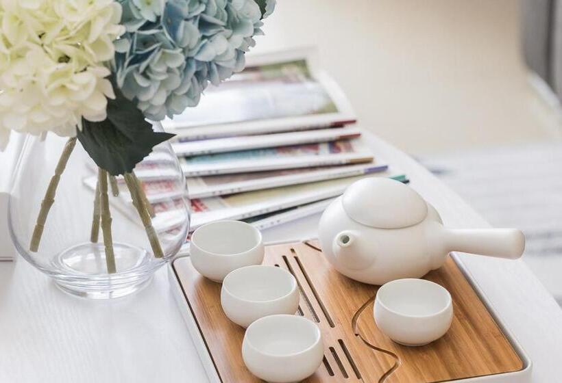 Otel Haikou Xiuying · Grand Shopping Center