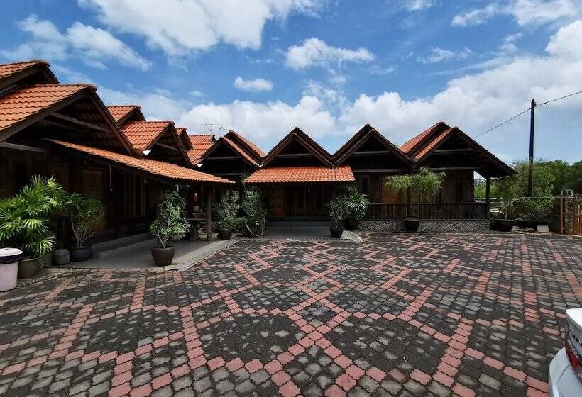 Otel Oyo 90038 Dalyla Inn Chalet