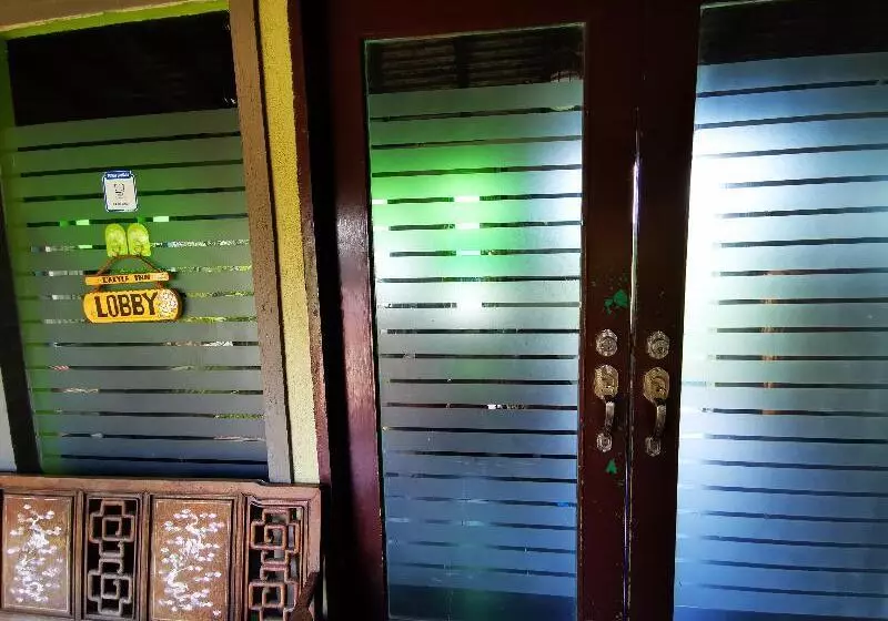 Hotelli Oyo 90038 Dalyla Inn Chalet