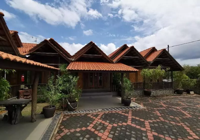 Hotelli Oyo 90038 Dalyla Inn Chalet