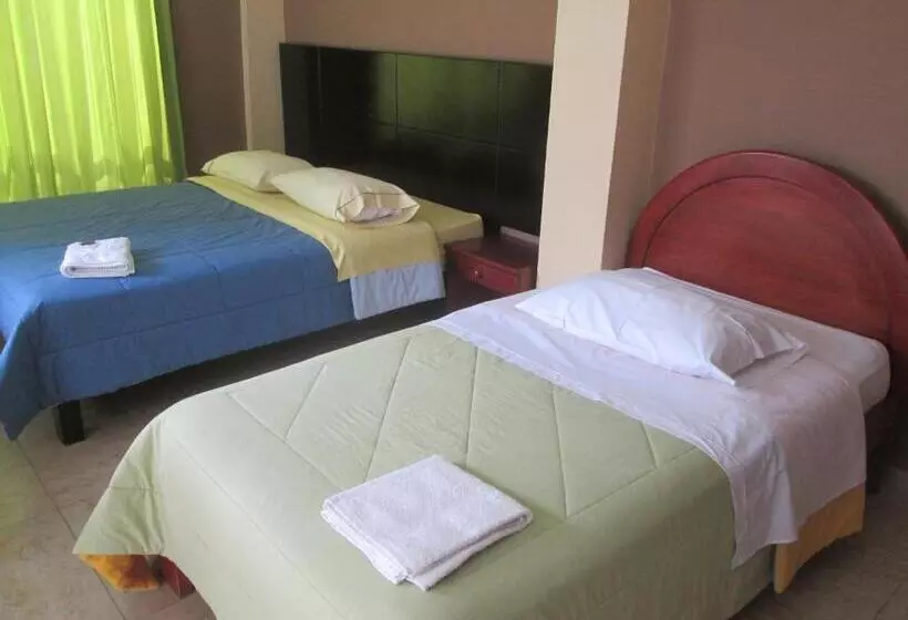 Hotelli Villa Santa Ana