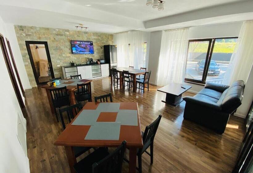 پانسیون Grand Caciulata