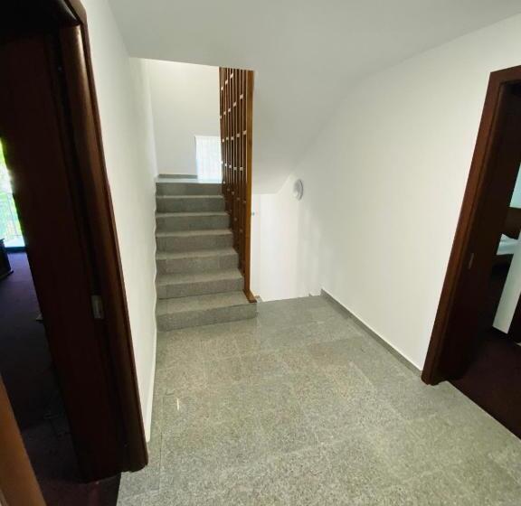 پانسیون Grand Caciulata