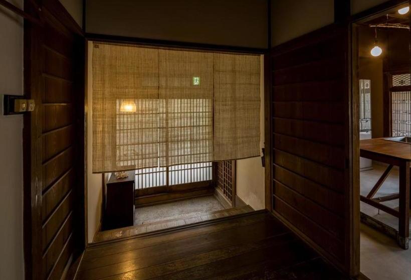 بنسيون 平野邸 Hayama