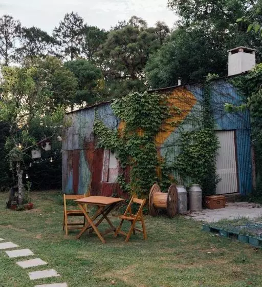 Majatalo Portón Rojo