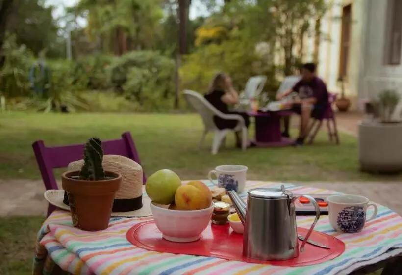 Majatalo Portón Rojo