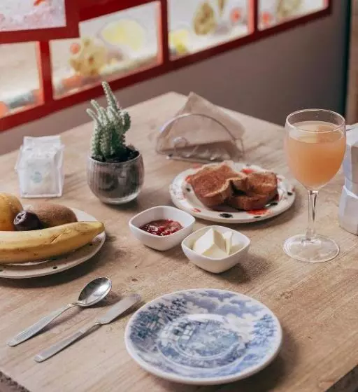 Majatalo Portón Rojo