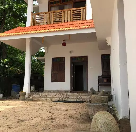 リゾートホテル Lemon Dew Beach House, Alleppey Beach