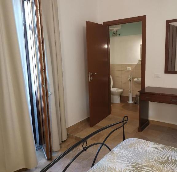 ユースホステル Locanda Zanzarina D Oro Nel Parco Oglio Sud