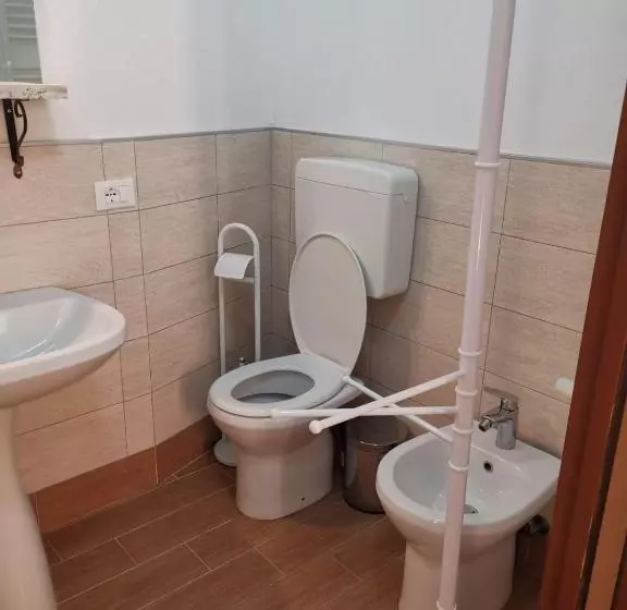 ユースホステル Locanda Zanzarina D Oro Nel Parco Oglio Sud