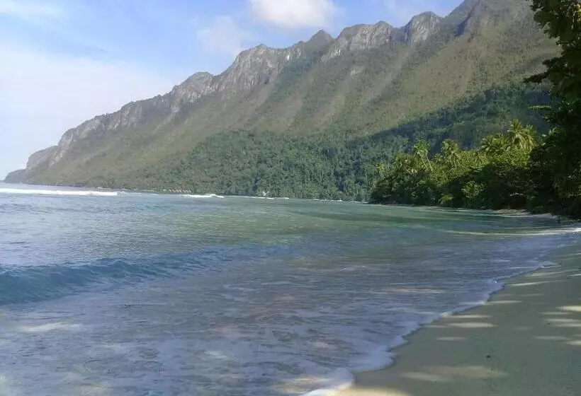 Retkeilymaja Nusa Nalan Beach Resort