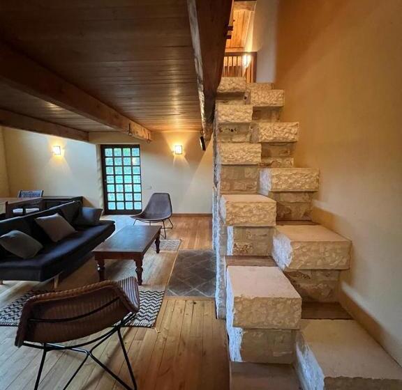 ホテル Agriturismo Casale Montebello