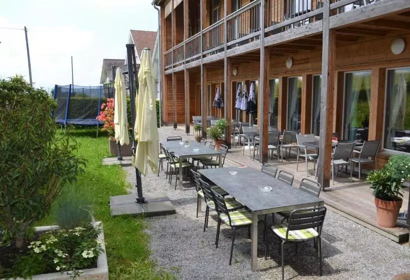 Hotelli Gasthaus Löwen