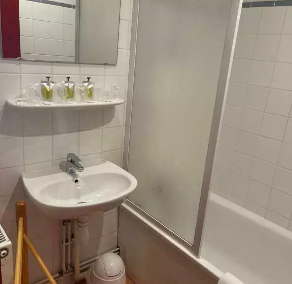 Hotelli Le Campcardos