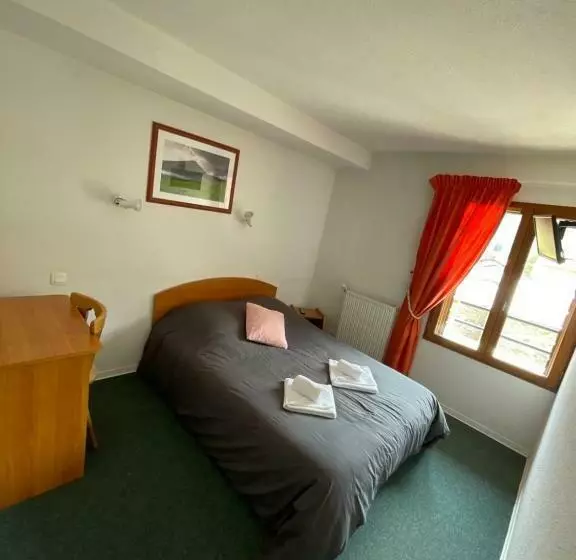 Hotelli Le Campcardos