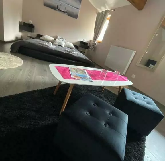 Hotelli Le Campcardos