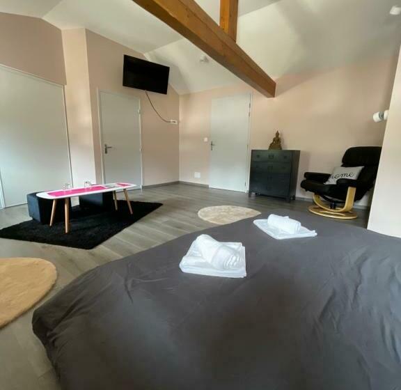 Отель Le Campcardos