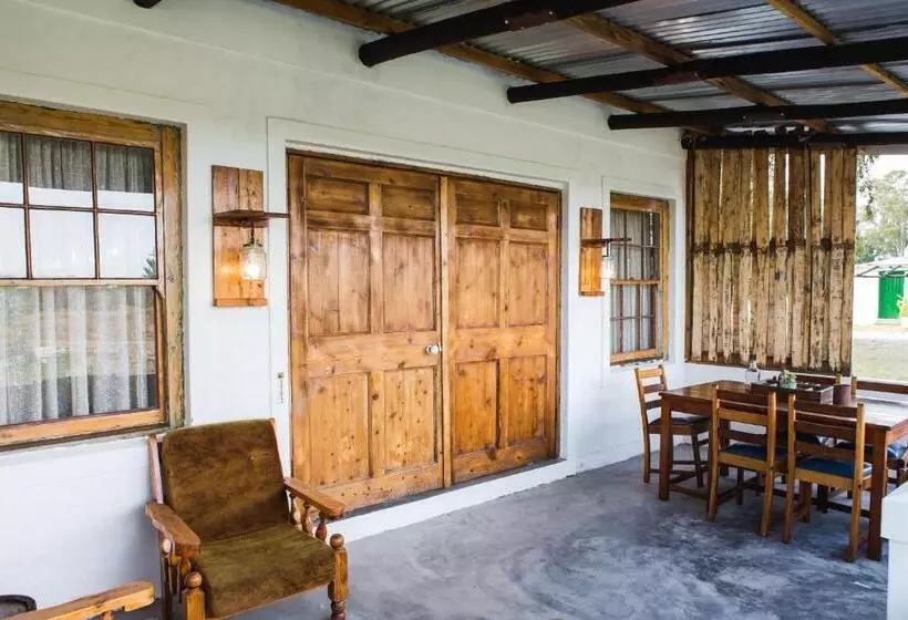 Hotelli Schaftplaas Cottages