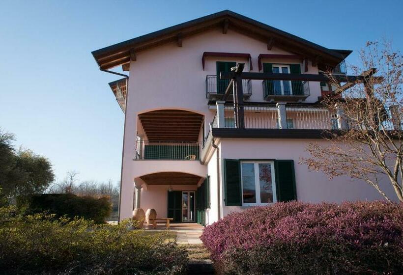 ホテル Tenuta La Vigna