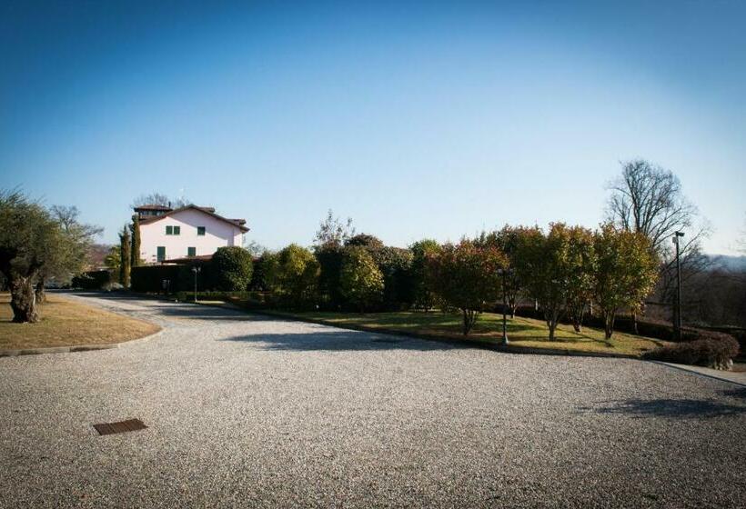 ホテル Tenuta La Vigna